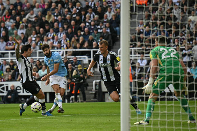 Gvardiol mở tỷ số trận Newcastle vs Man City ở phút 35